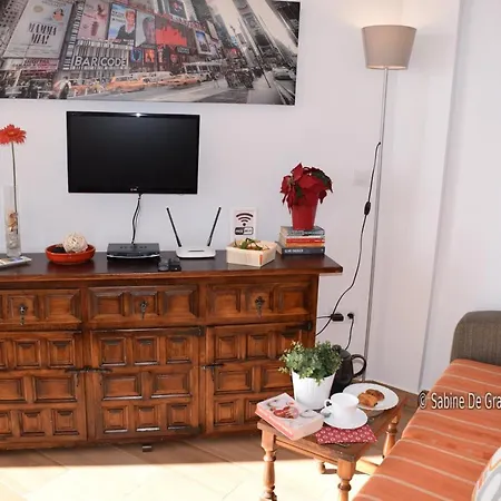 Ruselo-r706 Apartment *